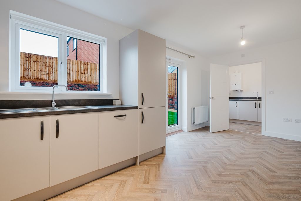 Property photo 2 of 23 Photo