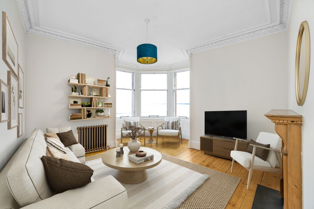 Property photo 2 of 30 Property Image 4