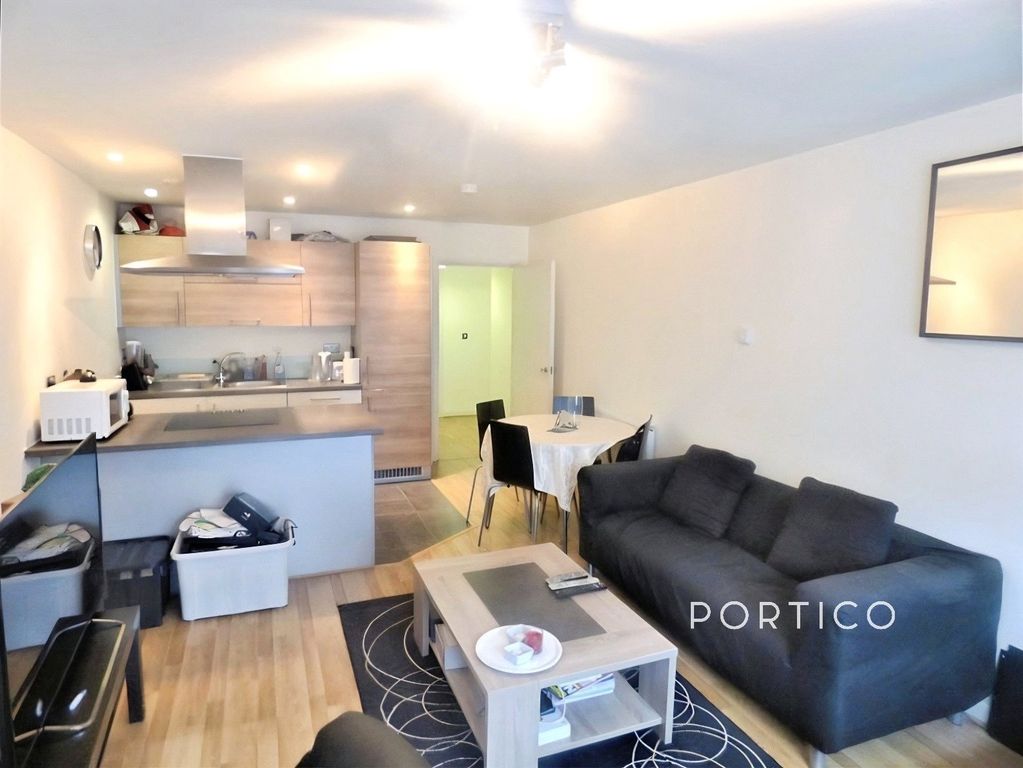 Property photo 2 of 8 Picture No. 04