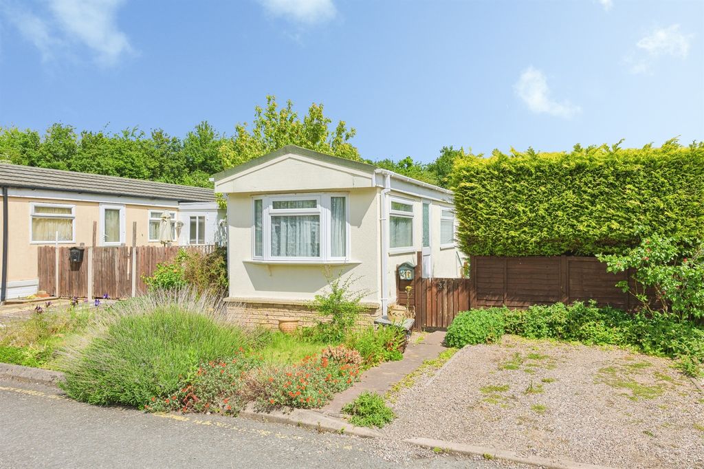 Property photo 1 of 16
