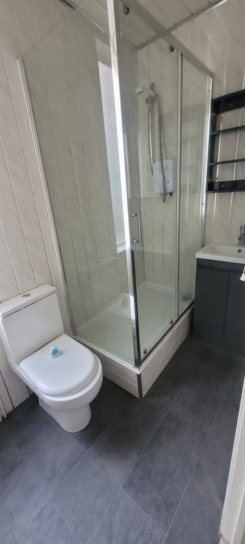 Property photo 2 of 3