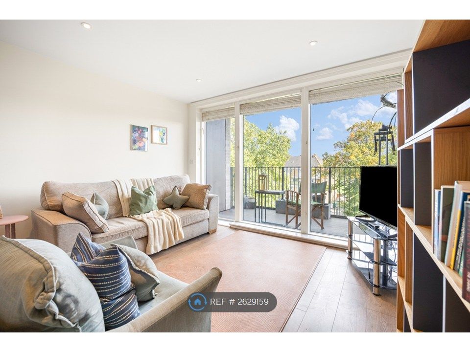 Property photo 2 of 17