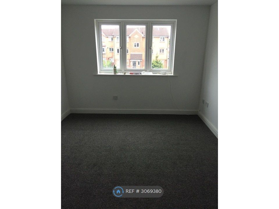 Property photo 1 of 6 Front Room/Diner