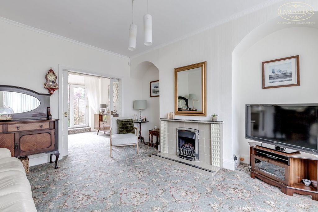 Property photo 3 of 18 Reception Room 1