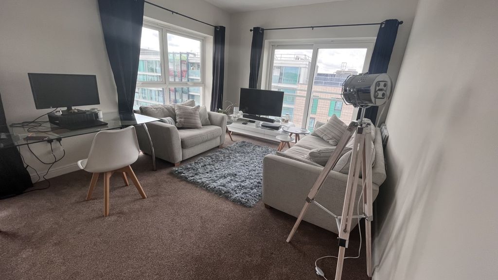 Property photo 3 of 10