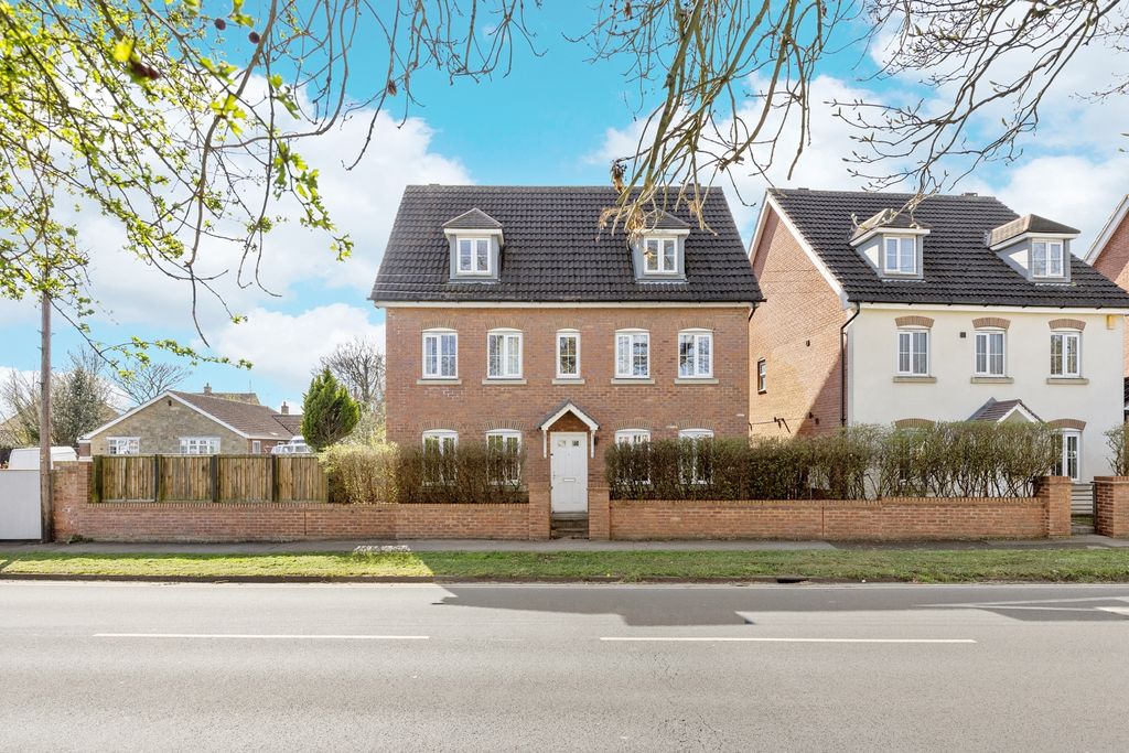 Property photo 1 of 20 Front Exterior