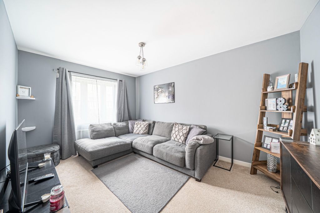 Property photo 3 of 20