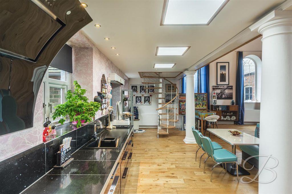 Property photo 2 of 36 Ccltd24.Jpg