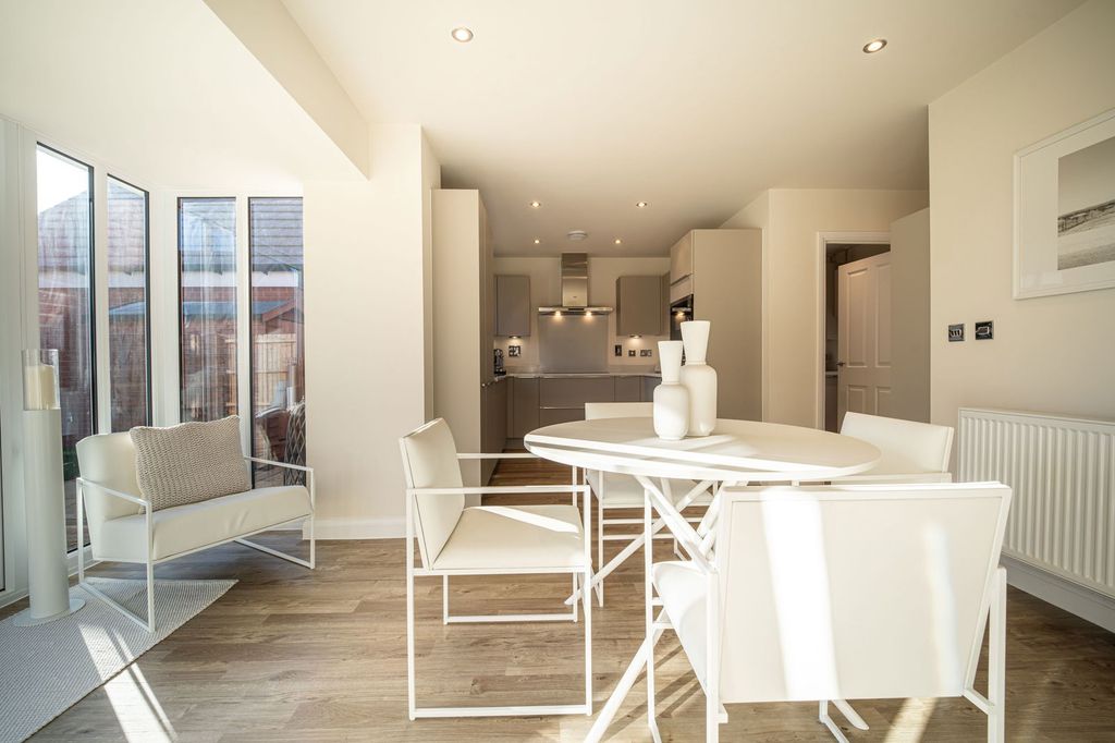 Property photo 3 of 30