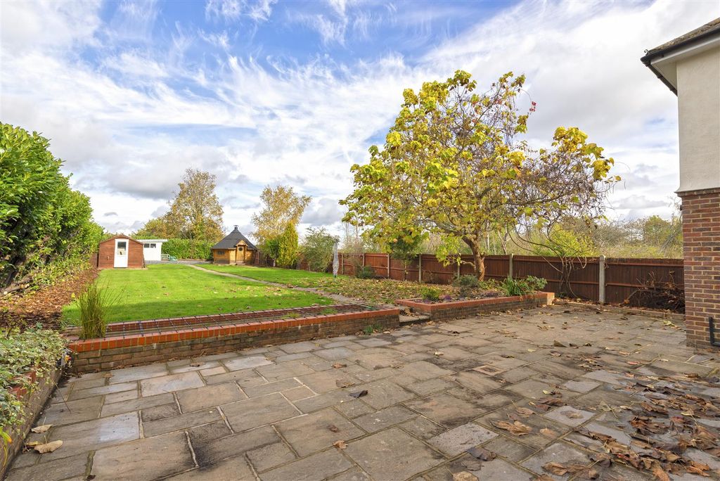 Property photo 2 of 31 1