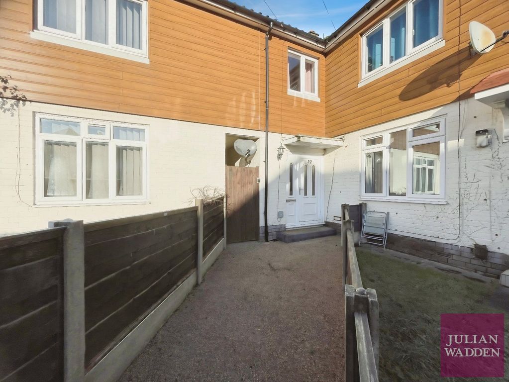 Property photo 1 of 17 Picture No. 03