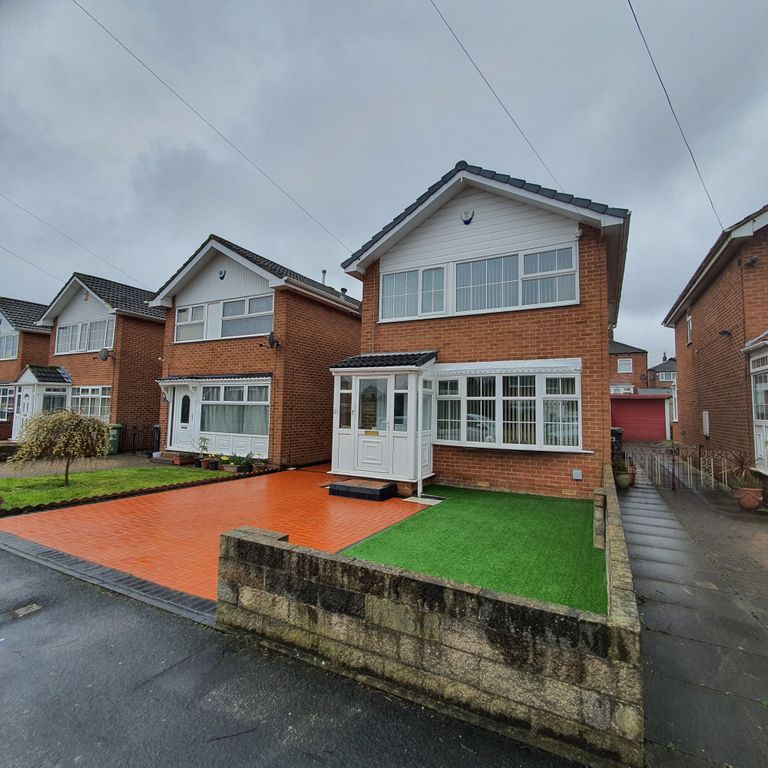 Property photo 2 of 24
