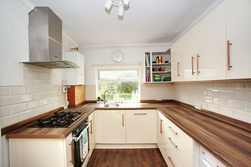 Property photo 3 of 21 Wrights. - 3 Bed Terrace For Sale!