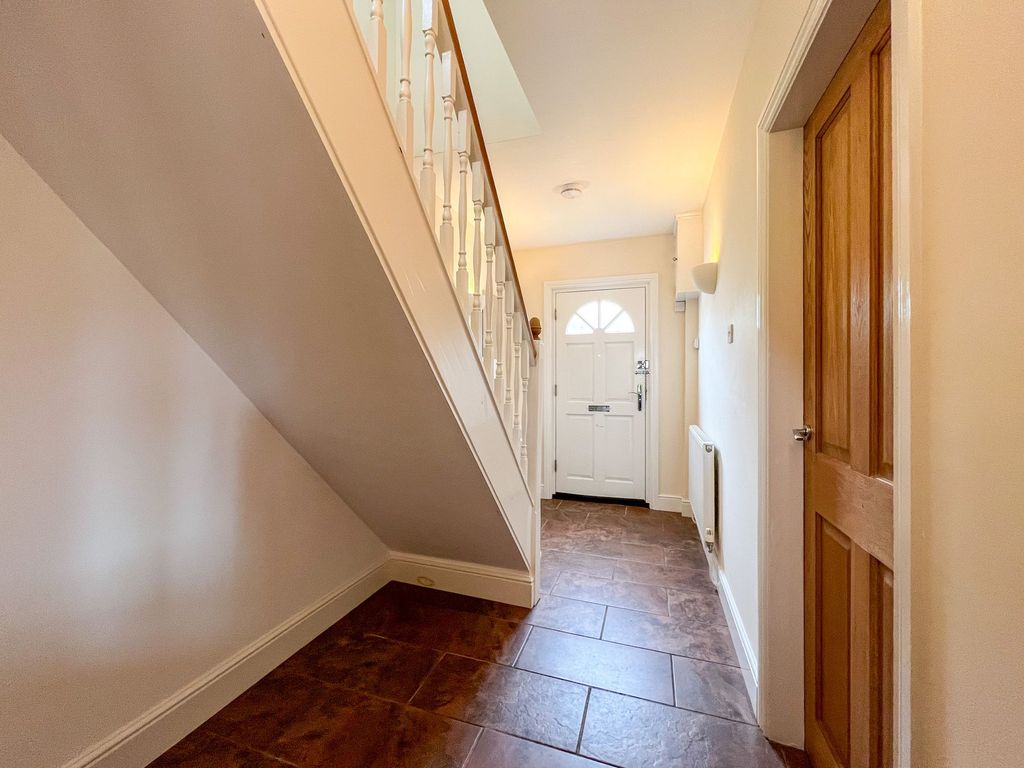Property photo 2 of 24