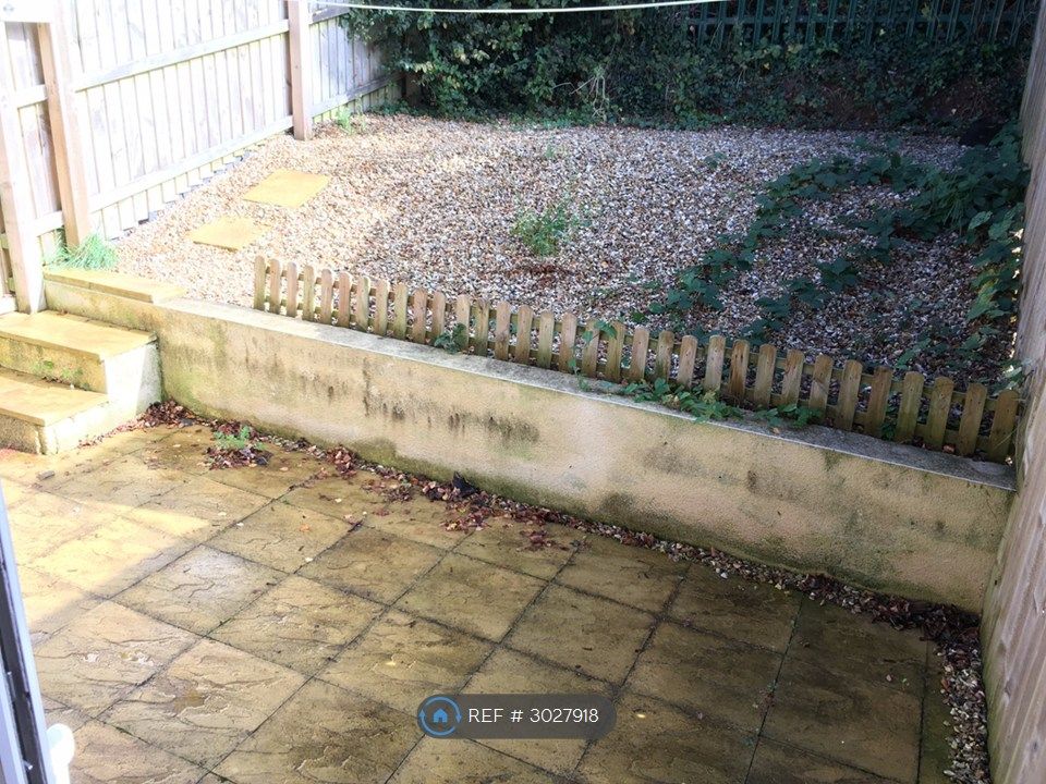 Property photo 3 of 7 Garden