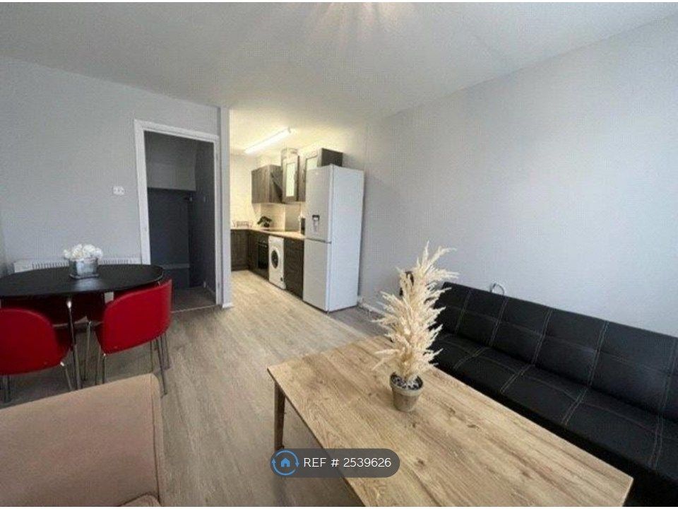 Property photo 1 of 15 Kitchen And Lounge