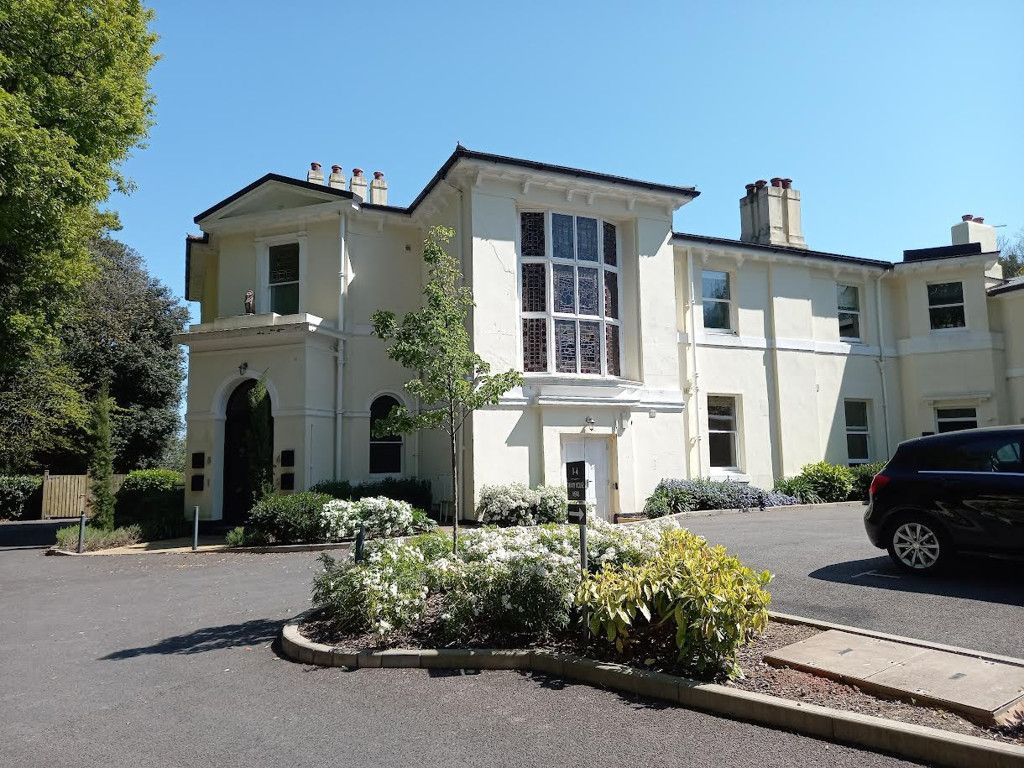 Property photo 1 of 21