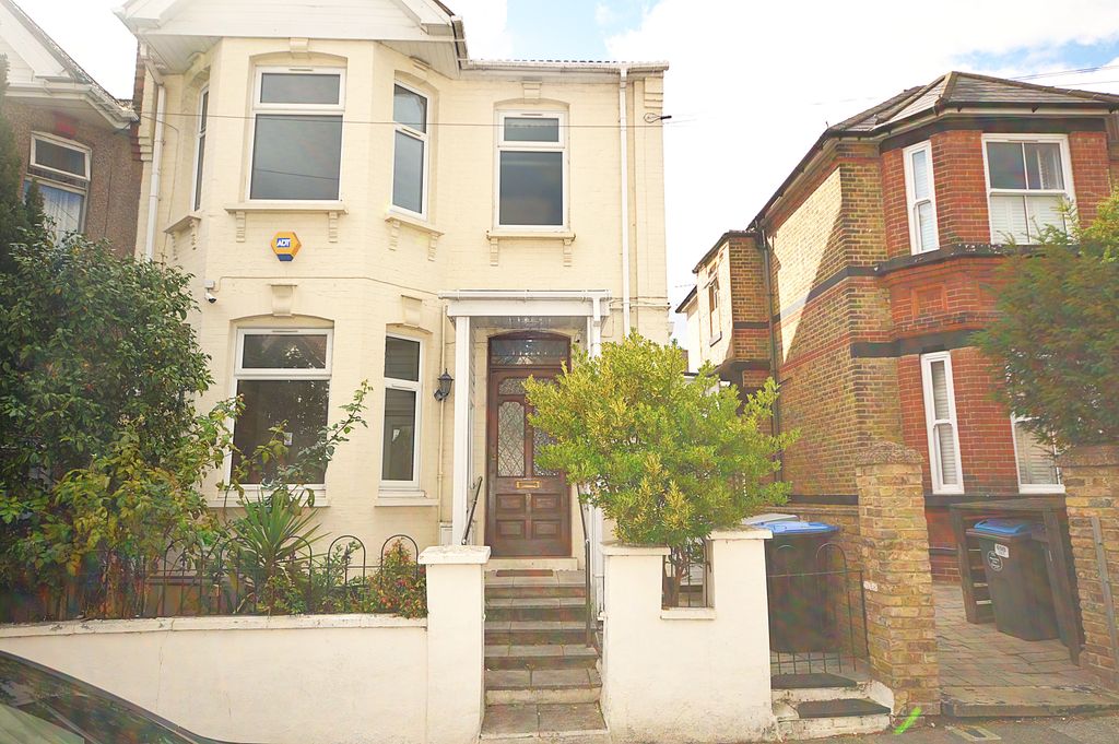 Property photo 1 of 36