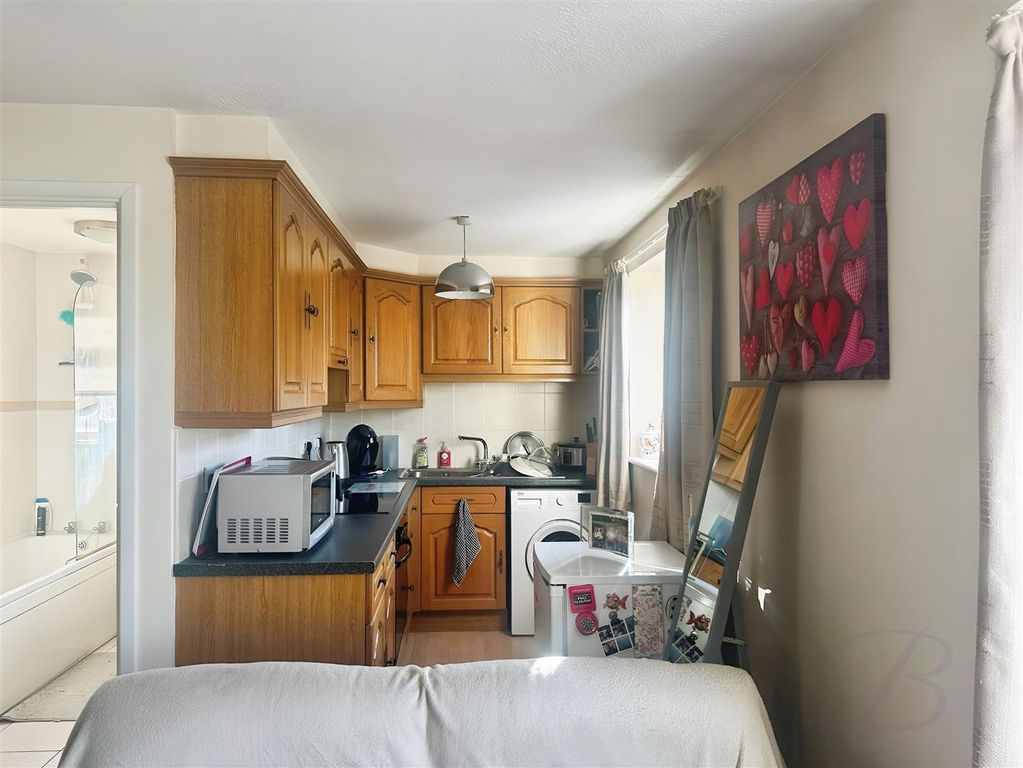 Property photo 2 of 9 E350688A-1000061457.Jpg