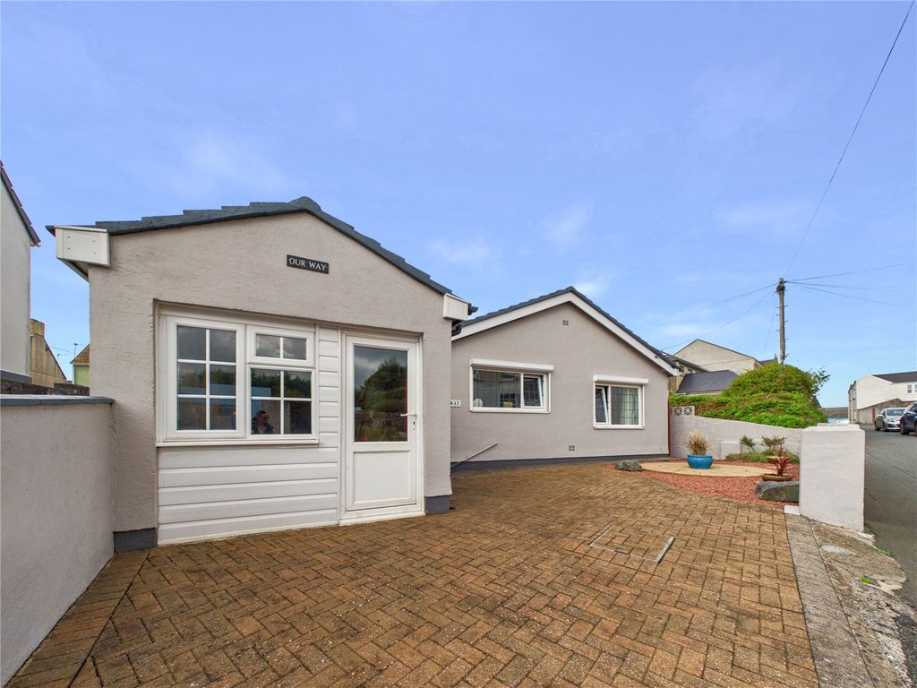 Property photo 1 of 28 Picture No. 13