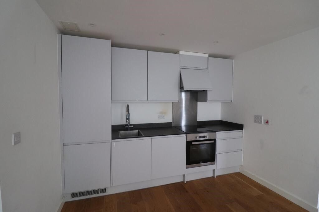 Property photo 2 of 4