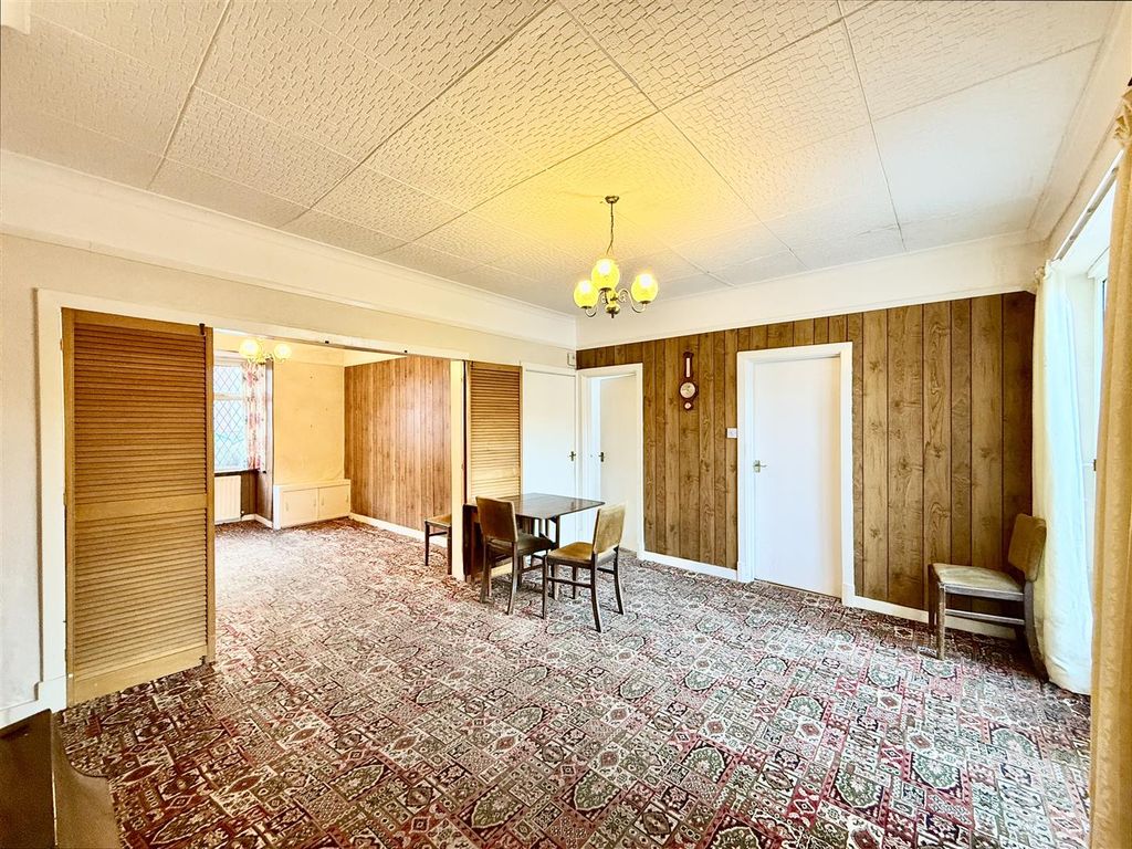Property photo 2 of 16 2