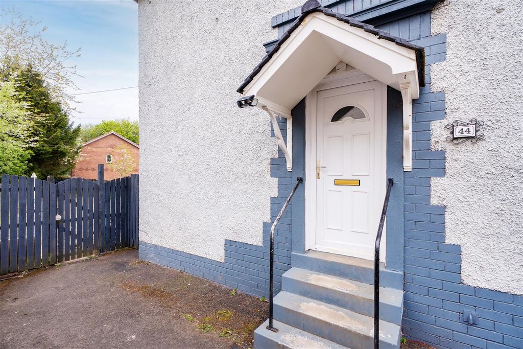 Property photo 3 of 21 External-5.Jpg