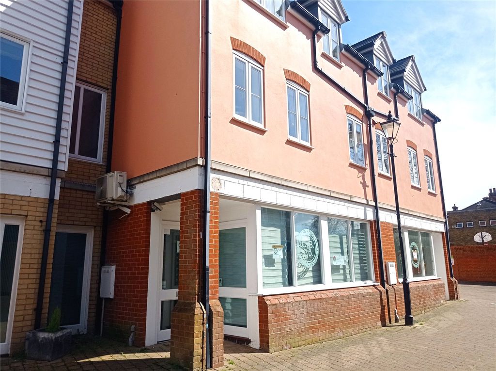 Property photo 2 of 3 Picture No. 02