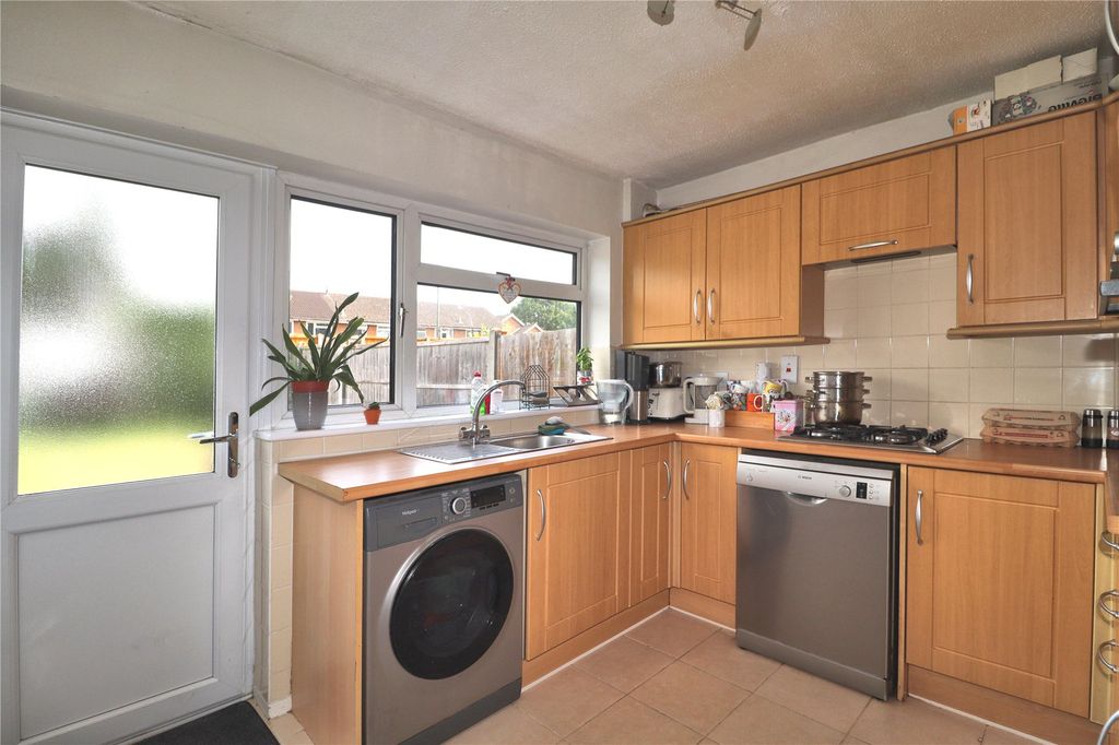 Property photo 2 of 12 Picture No. 06