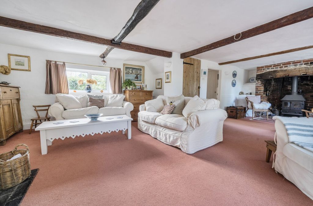 Property photo 2 of 26