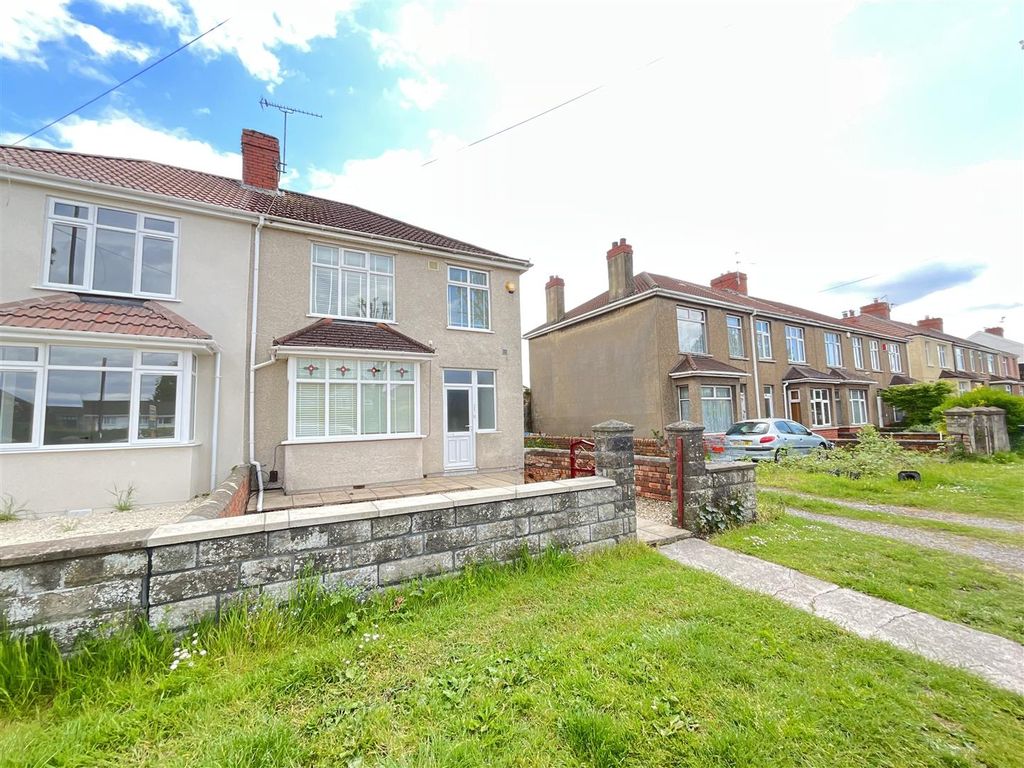 Property photo 1 of 11 Front