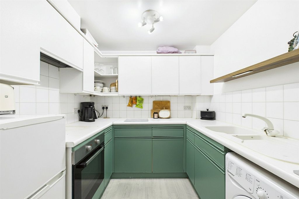 Property photo 1 of 5 Picture No. 10