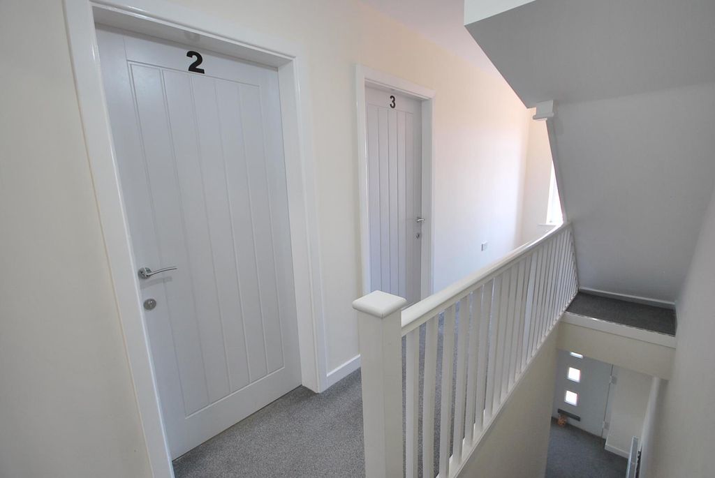 Property photo 2 of 11 7 St John Street, Pemberton, Wigan, Wn5 0DT