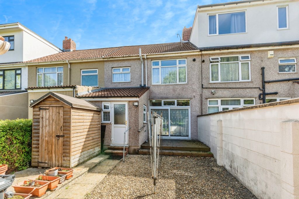 Property photo 2 of 17