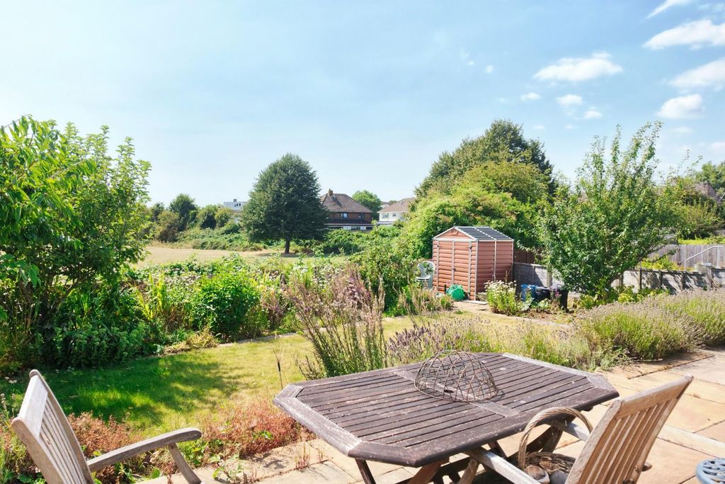 Property photo 2 of 25 Rear Garden