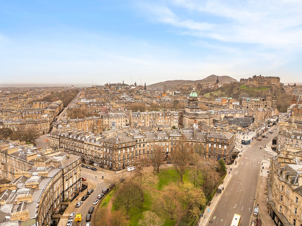 Property photo 2 of 24 Property Image 2