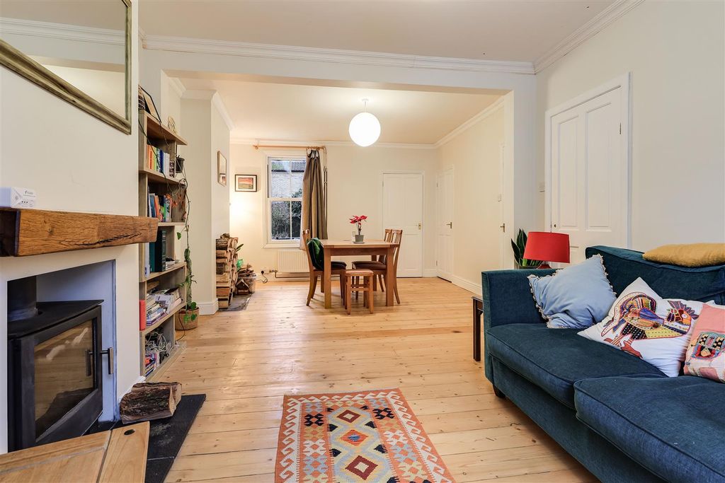 Property photo 3 of 21 Img (19).Jpg