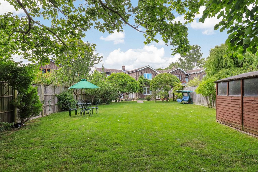 Property photo 3 of 26 Img (24).Jpg