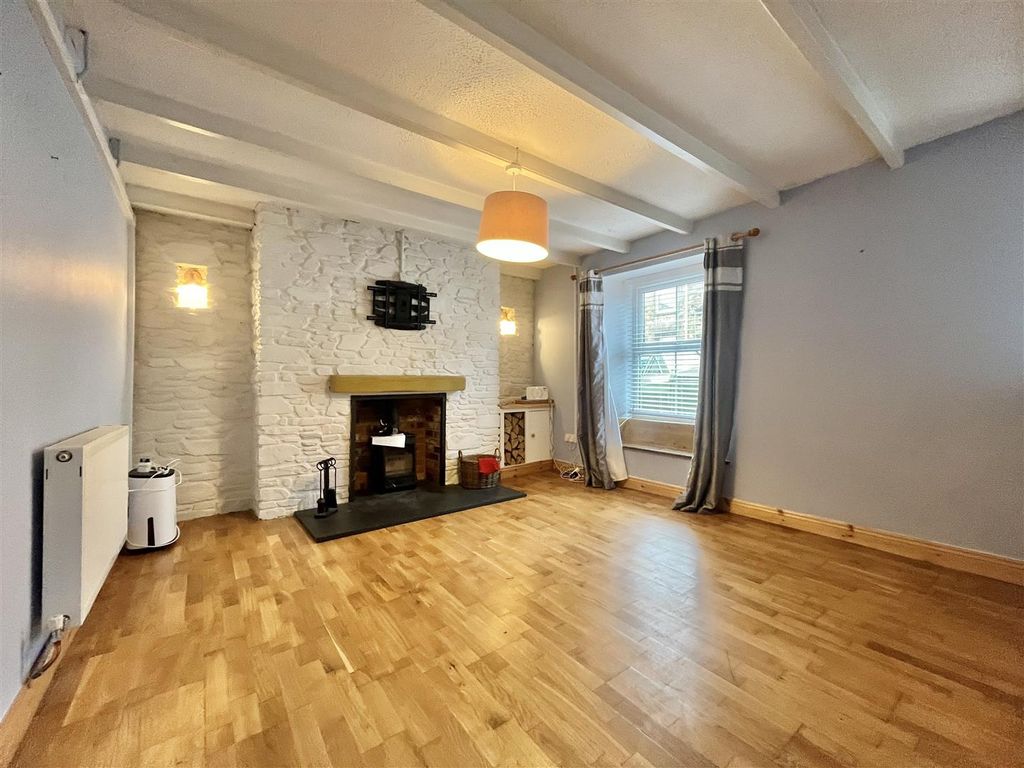 Property photo 2 of 17 20251110_150046014_Ios.Jpg