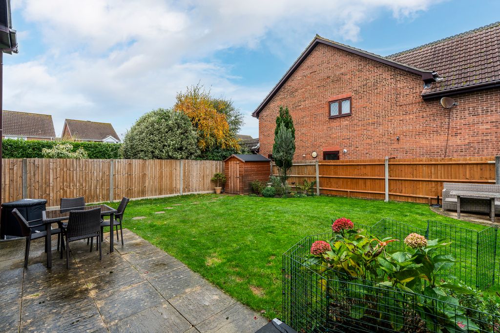 Property photo 2 of 22