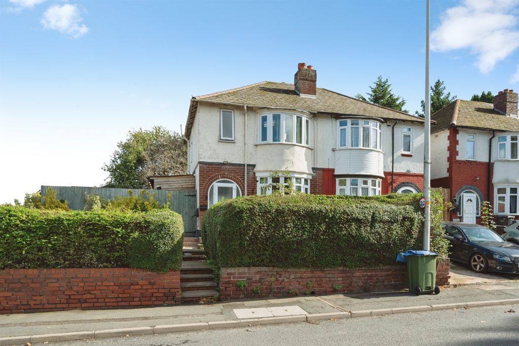 Property photo 2 of 15