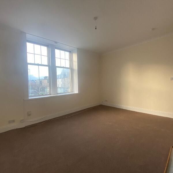 Property photo 3 of 8 Living Room