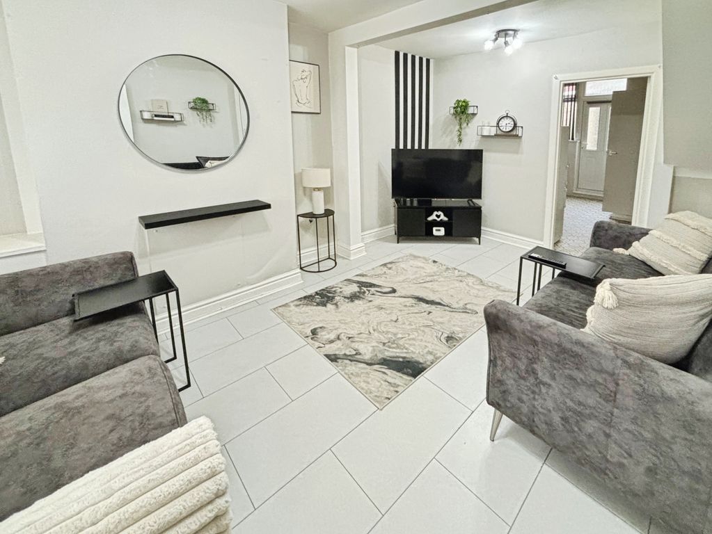 Property photo 1 of 13 2