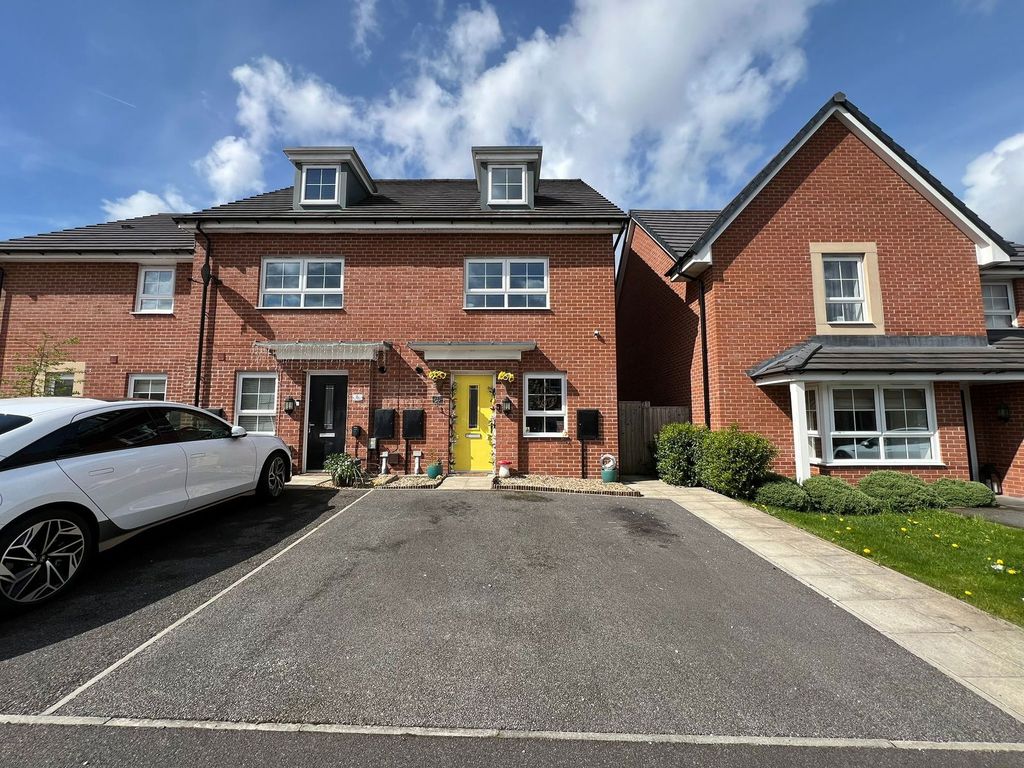 Property photo 1 of 40