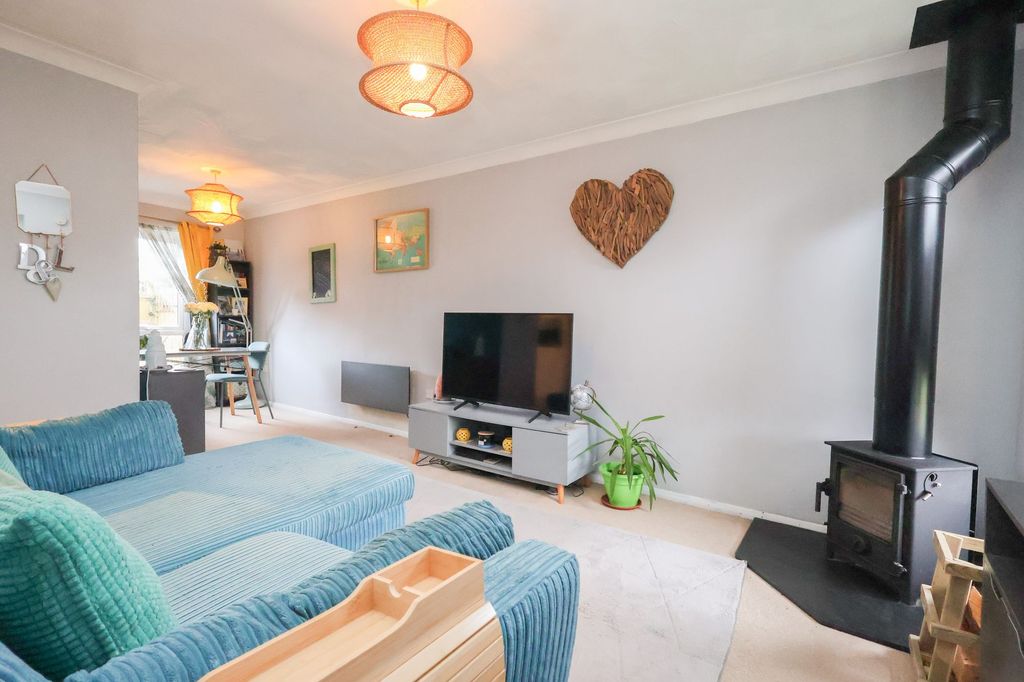 Property photo 3 of 10 Open Plan Lounge/Diner