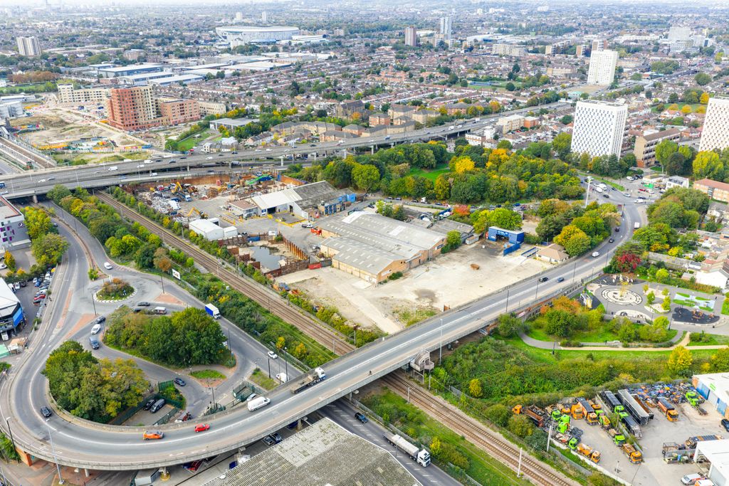 Property photo 1 of 4 Emr Edmonton 5.Jpg