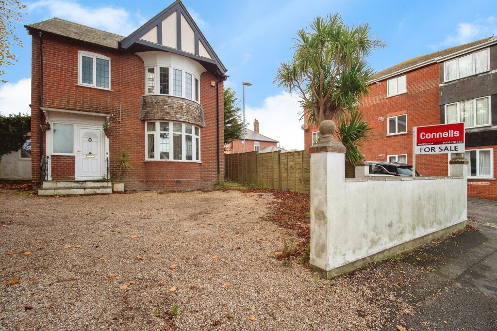 Property photo 1 of 18