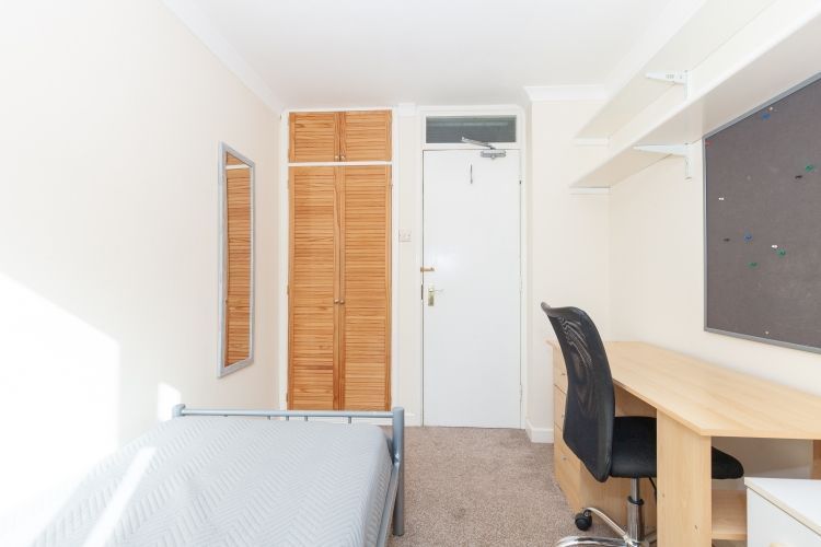 Property photo 2 of 9 234096