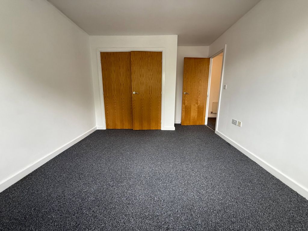Additional image 7 of 2 bed flat for saleClos Dewi Sant, Canton, Cardiff CF11