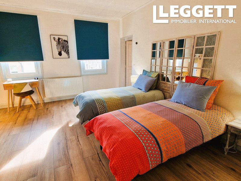 Property photo 3 of 10